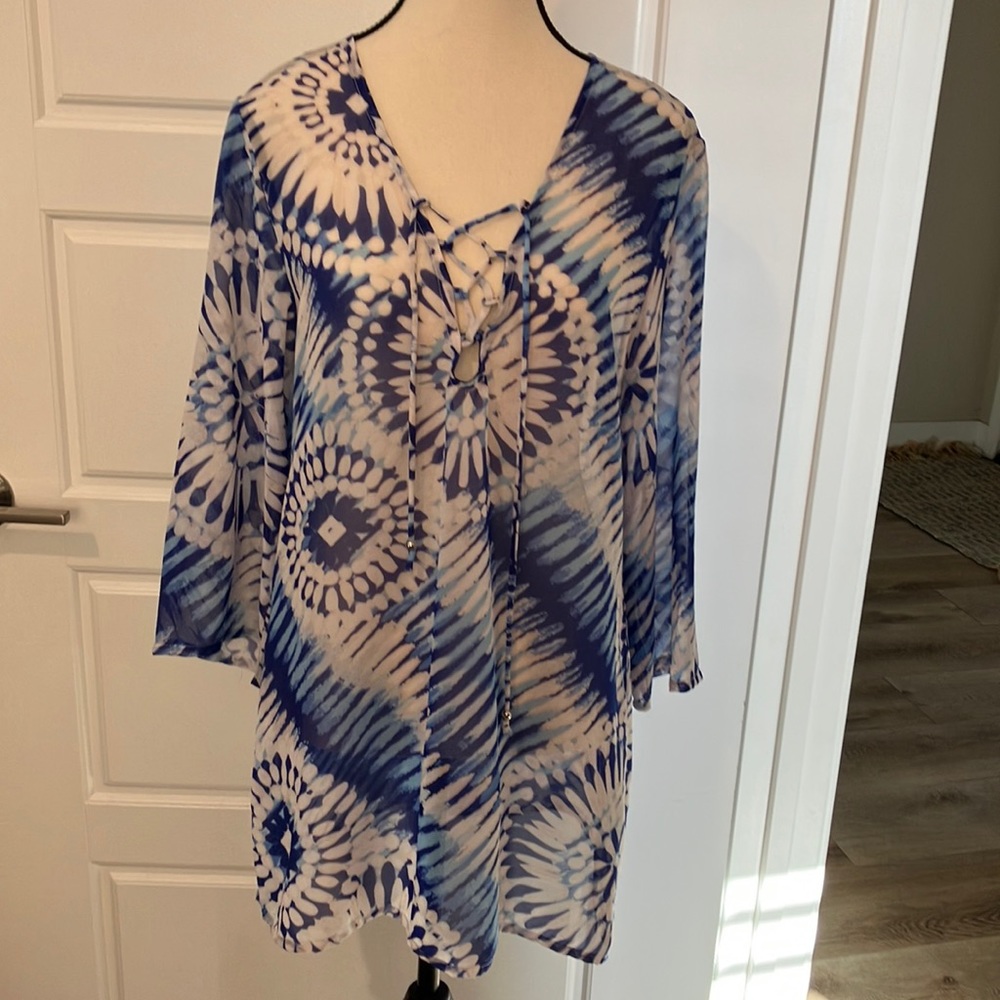 ana Sheer Blue White Semi Sheer Tie Dye Tie Front Top Coverup EUC